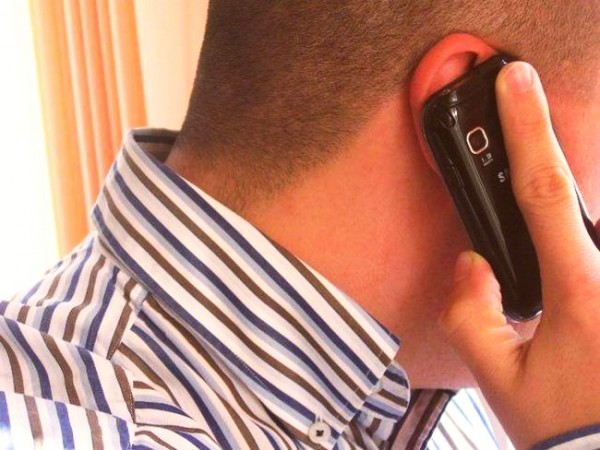 Дядо даде на измамници 630 лева / Новини от Казанлък