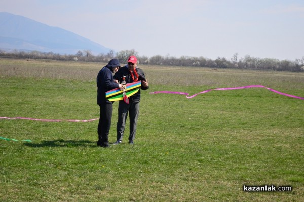 В Казанлък авиомоделистите откриха новия сезон