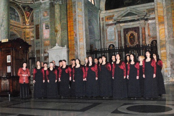 Блестящо представяне на хор „Севтополис“ при НЧ „Възродена Искра – 2000“  в Италия