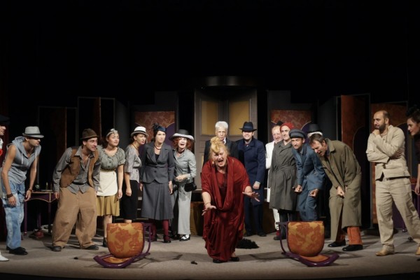  Спектакъл режисиран от Йосиф Сърчаджиев на старта на „Чудомирови празници“