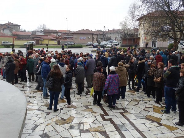 Павелбанци излязоха на протест