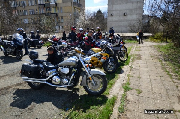 Мотористите в Казанлък откриха новия сезон -2016 /видео/