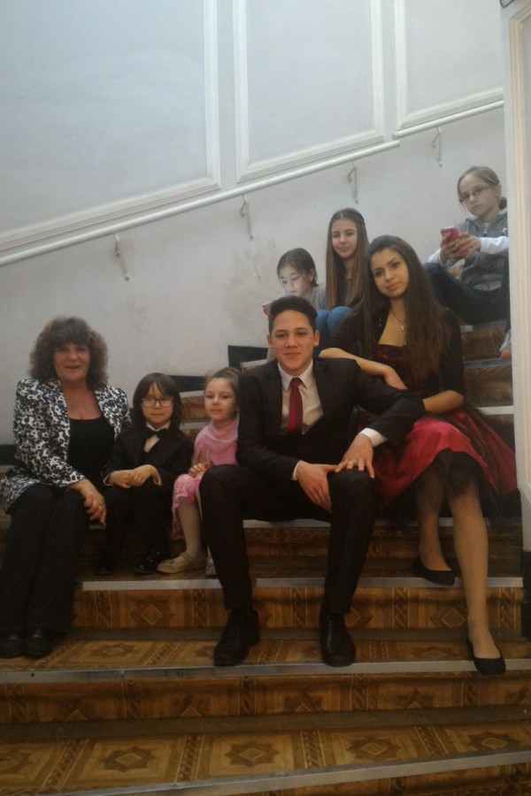 Пианистите на Елена Юлиянова спечелиха 9 награди от конкурса „Орфееви таланти“