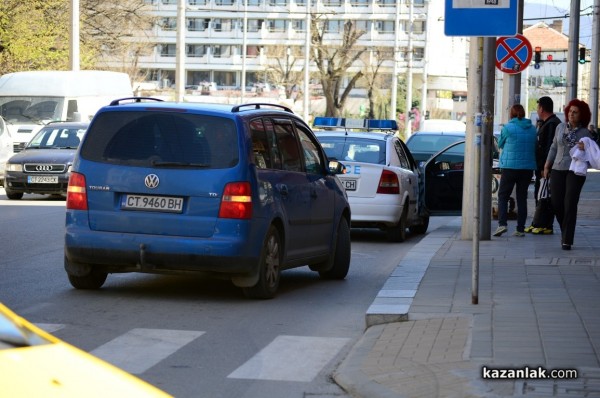 Блъснаха жена на пешеходна пътека