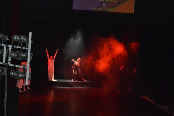 С гласа на Чудомир в Деня на хумора и шегата завършиха Чудомирови празници - 2016