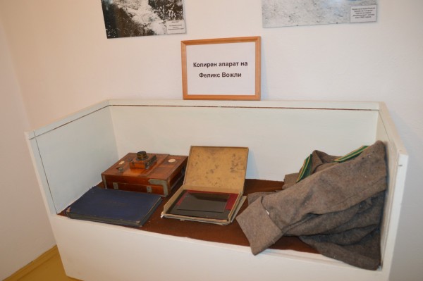 Горското стопанство с помощта на казанлъшките кметове залесява над Шипка днес