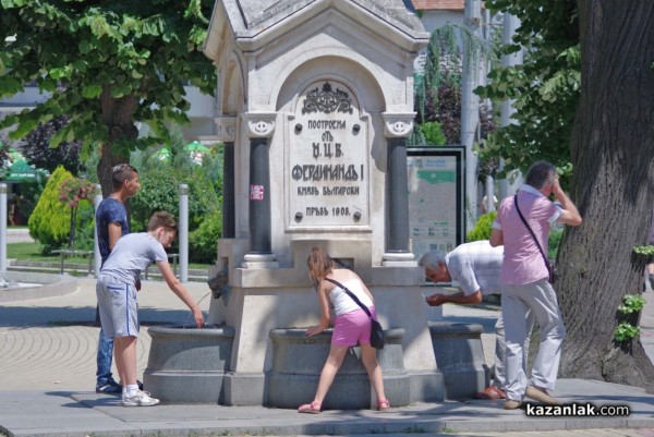 Температурата в Казанлък днес достигна 27,8 градуса / Новини от Казанлък