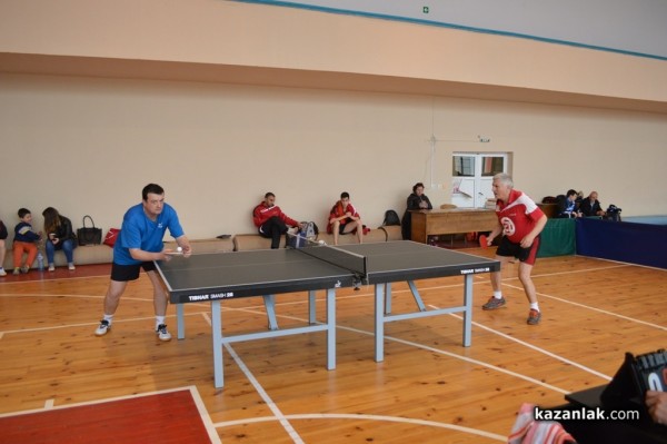 „Розова долина“ завърши на второ място в „Б“ група по тенис на маса