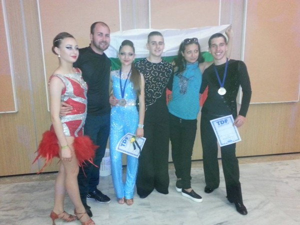 Танцьорите на „Киара – Н“ се завърнаха с медали от турнир в Солун