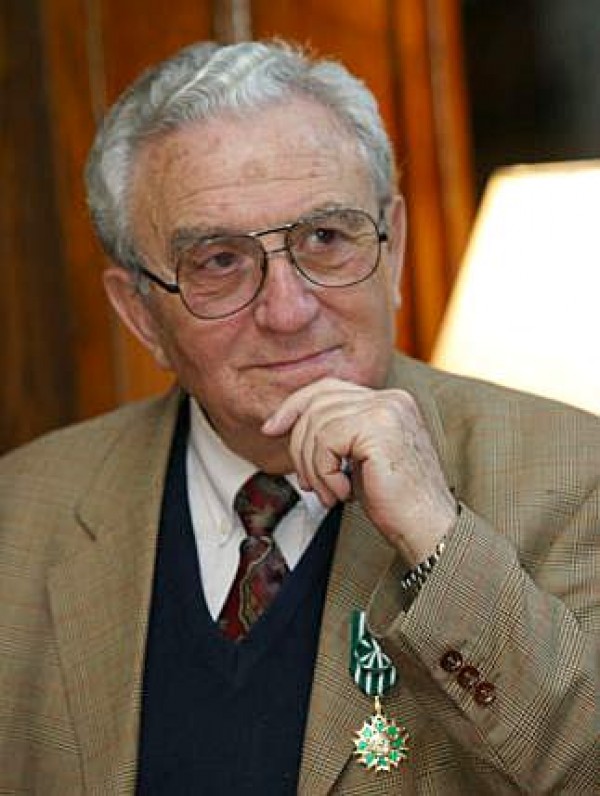 Анжел Вагенщайн представя книга в Казанлък / Новини от Казанлък