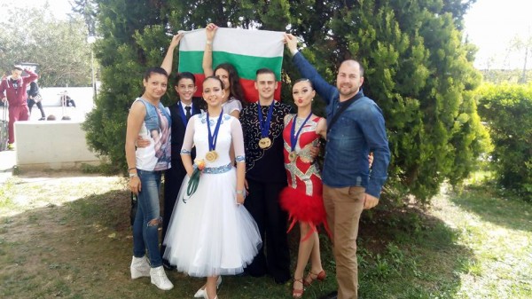 Танцьорите на „Киара – Н“ се завърнаха с медали от турнир в Солун