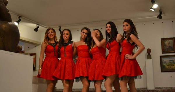 Сватбена фотосесия в Художествената галерия