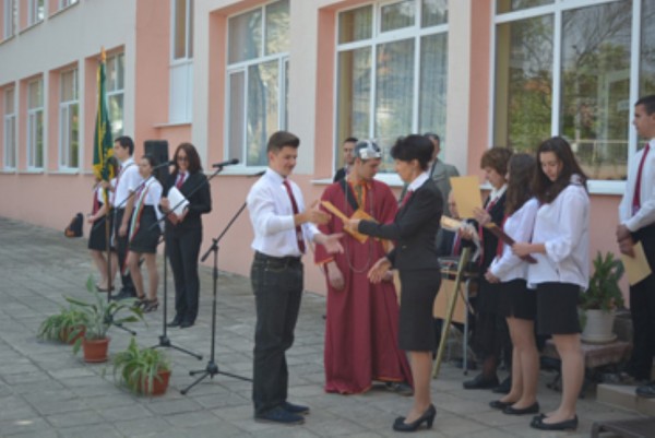 Механото се подготвя за своя празник