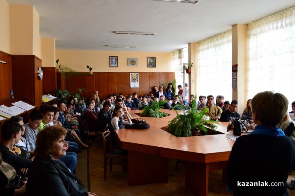 Младият изобретател и предприемач Георги Чипов се срещна с учениците на Механото