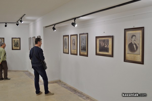 В Казанлък бе открита изложбата “Първите български фотографи“