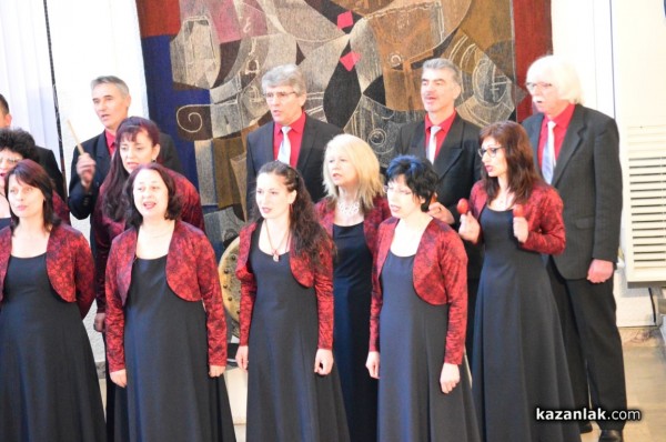 За трета поредна година Казанлък бе домакин на Пролетен хоров празник