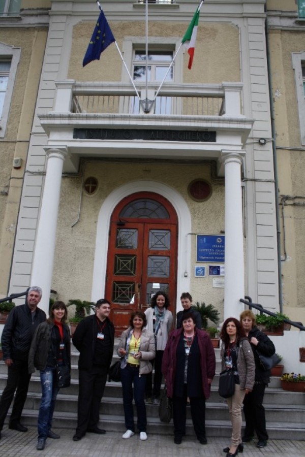 Преподаватели от ПГЛПТ реализираха успешен проект в Италия