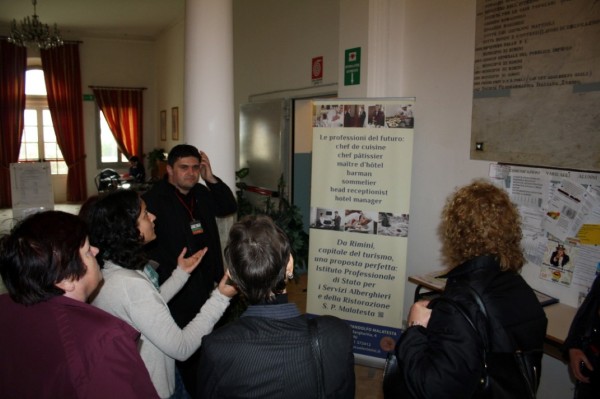 Преподаватели от ПГЛПТ реализираха успешен проект в Италия