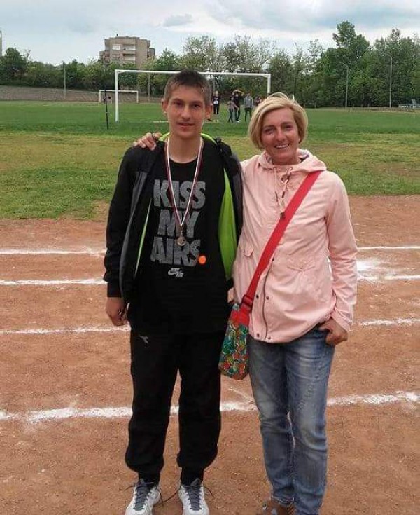 Три сребърни медала за атлетите на Петя Пендарева от турнир в Габрово