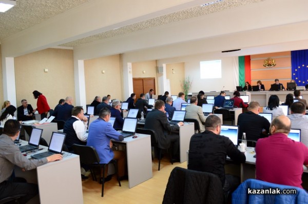 Съветниците вдигнаха наемите на общинските жилища