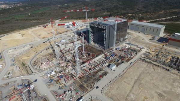 Kазанлъчанка е ръководител в изграждането на най-големия реактор за ядрен синтез в света