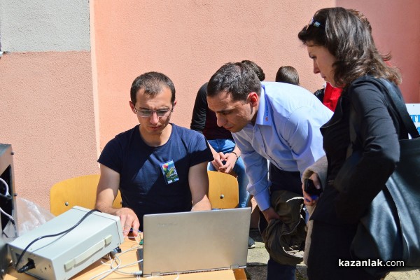 Първи научен Технофест се проведе днес в ПГ „Иван Хаджиенов“