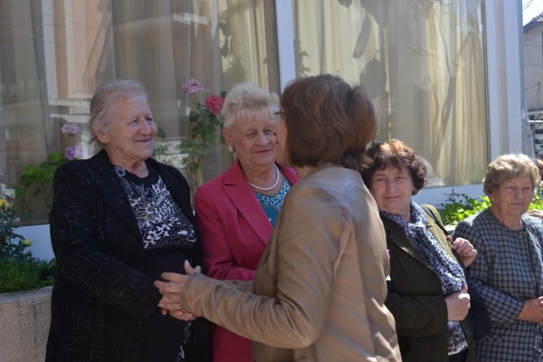 Кметът кръсти казанлъшкия пенсионерски клуб „Розова долина“