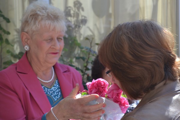 Кметът кръсти казанлъшкия пенсионерски клуб „Розова долина“