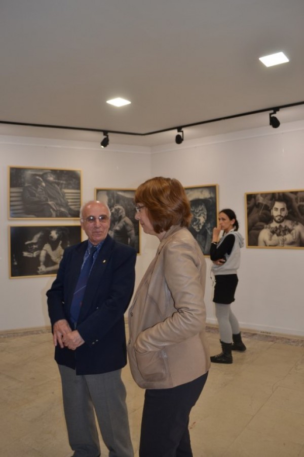 Кметът на Общината откри фотоизложбата „Метаморфози“