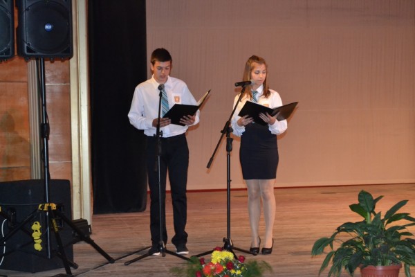 Кметът поздрави юбилярите от ПГТТМ