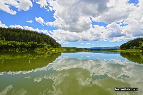 Разходка с лодка на язовир Копринка