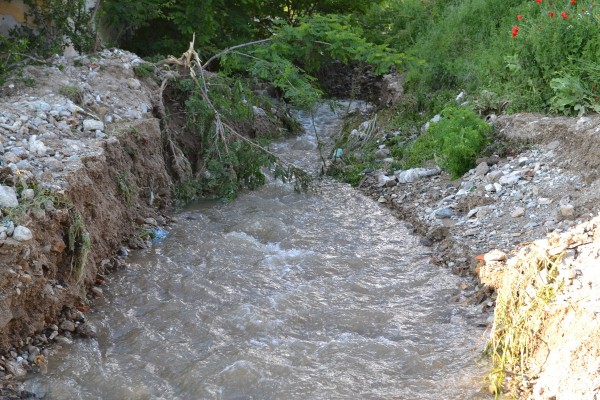 Министър Бъчварова и Кметът на Общината посетиха засегнати от наводненията места в района