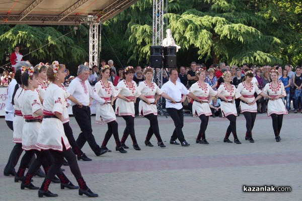 Тъпан бие, хоро се вие - 2016