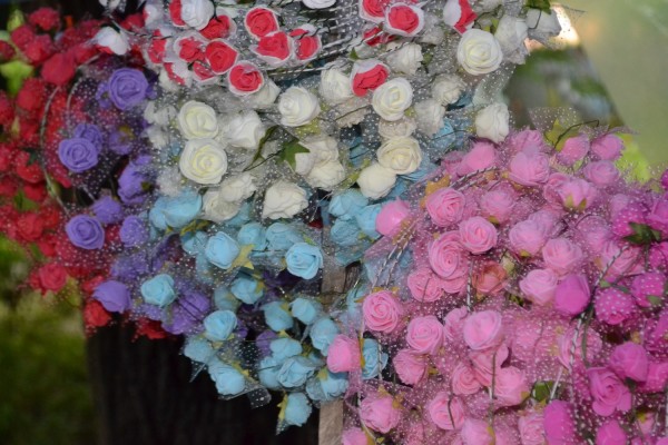 Кукери откриха Улица на занаятите 2016 в центъра на гр. Казанлък