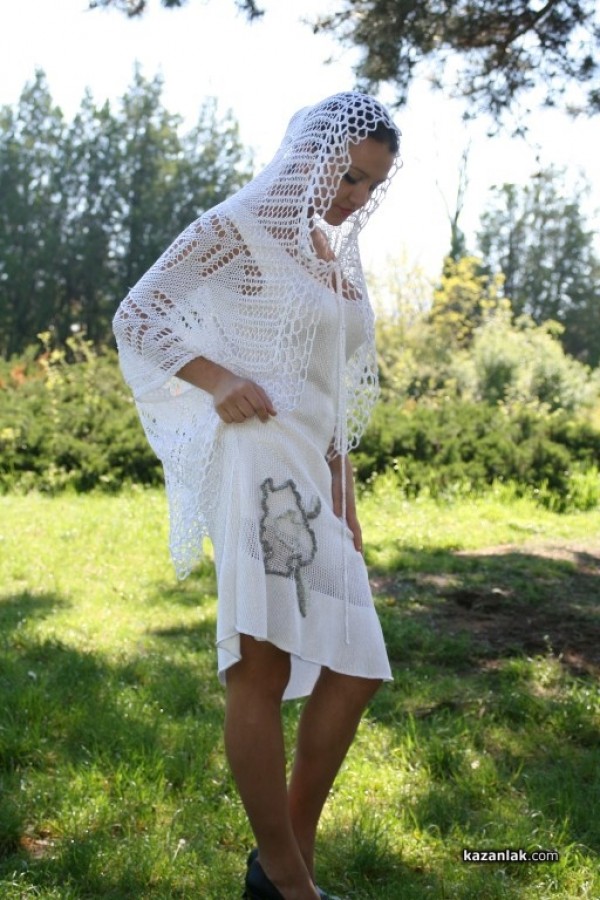 Леля и царица - висшата френска мода с казанлъшки корен