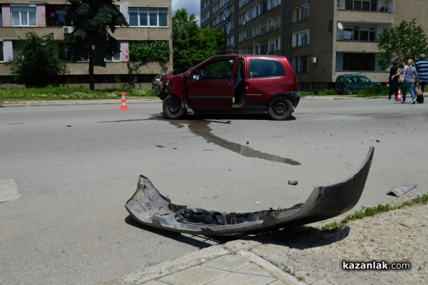 Сериозна катастрофа на Абаята по обед /видео/