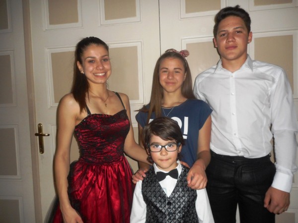 Пианистите на Елена Юлиянова спечелиха 6 награди на конкурс в Пловдив