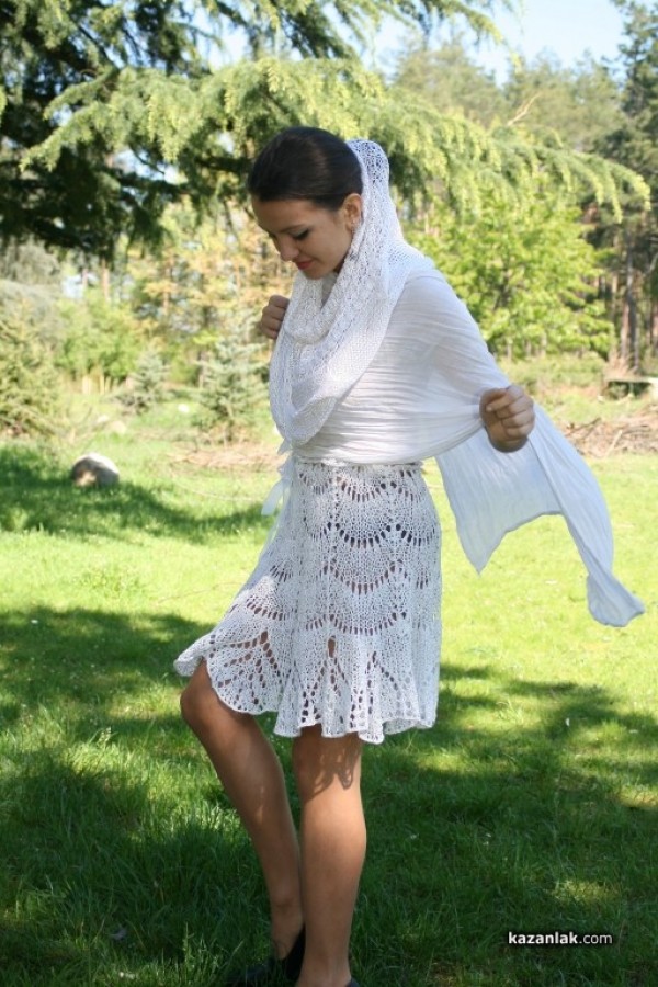 Леля и царица - висшата френска мода с казанлъшки корен