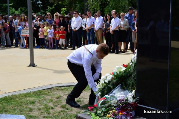 За първи път почетохме Деня на Ботев пред паметника на революционера в Розариума /видео/