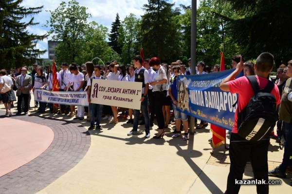 За първи път почетохме Деня на Ботев пред паметника на революционера в Розариума /видео/