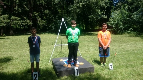 В Казанлък се проведе първото Общинско ученическо първенство по стрелба с лък