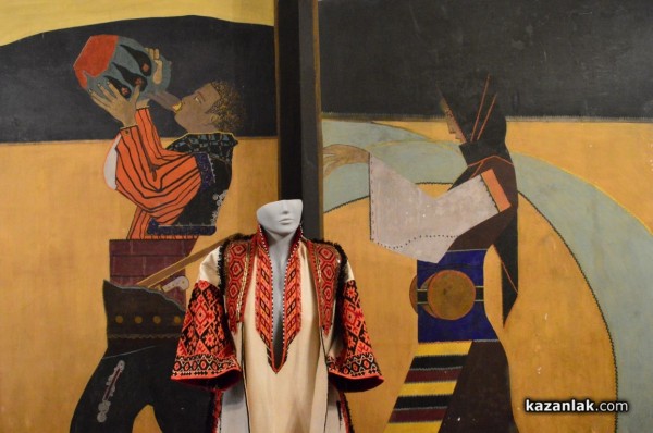 Внукът на Иван Милев се срещна с казанлъчани в Стоян Стайновата къща