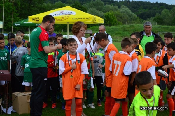 Децата на „Розова долина“ загубиха от „Литекс“ в драматичен финал за купа „Роза“