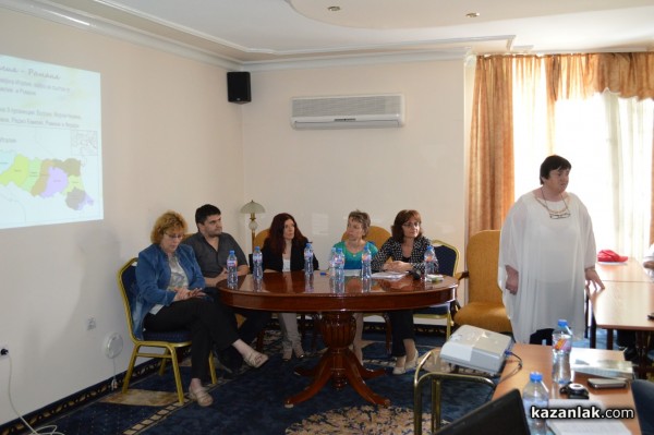 ПГЛПТ реализира успешно проект „Училище и бизнес – Ръка за ръка“ в Италия