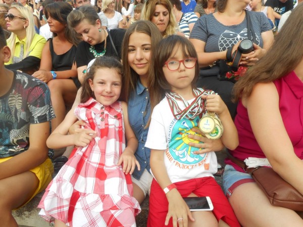 30 награди от 3 конкурса за пианистите на Елена Юлиянова