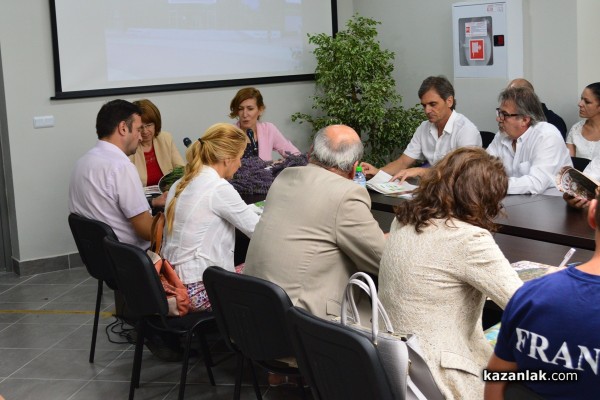 Видеоклип ще рекламира Казанлък и Долината на розите