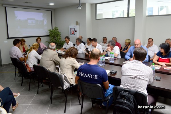 Видеоклип ще рекламира Казанлък и Долината на розите