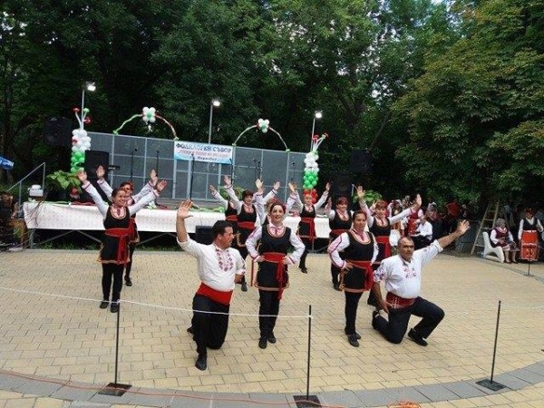 Бляскаво представяне на самодейците на НЧ „ХРИСТО БОТЕВ – 1897 “, с. РОЗОВО