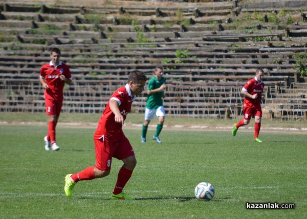 „Розова долина“ разгроми юношите на „Берое“ в контрола