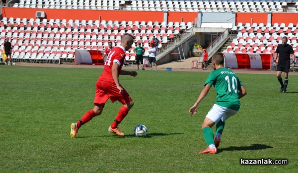 „Розова долина“ разгроми юношите на „Берое“ в контрола